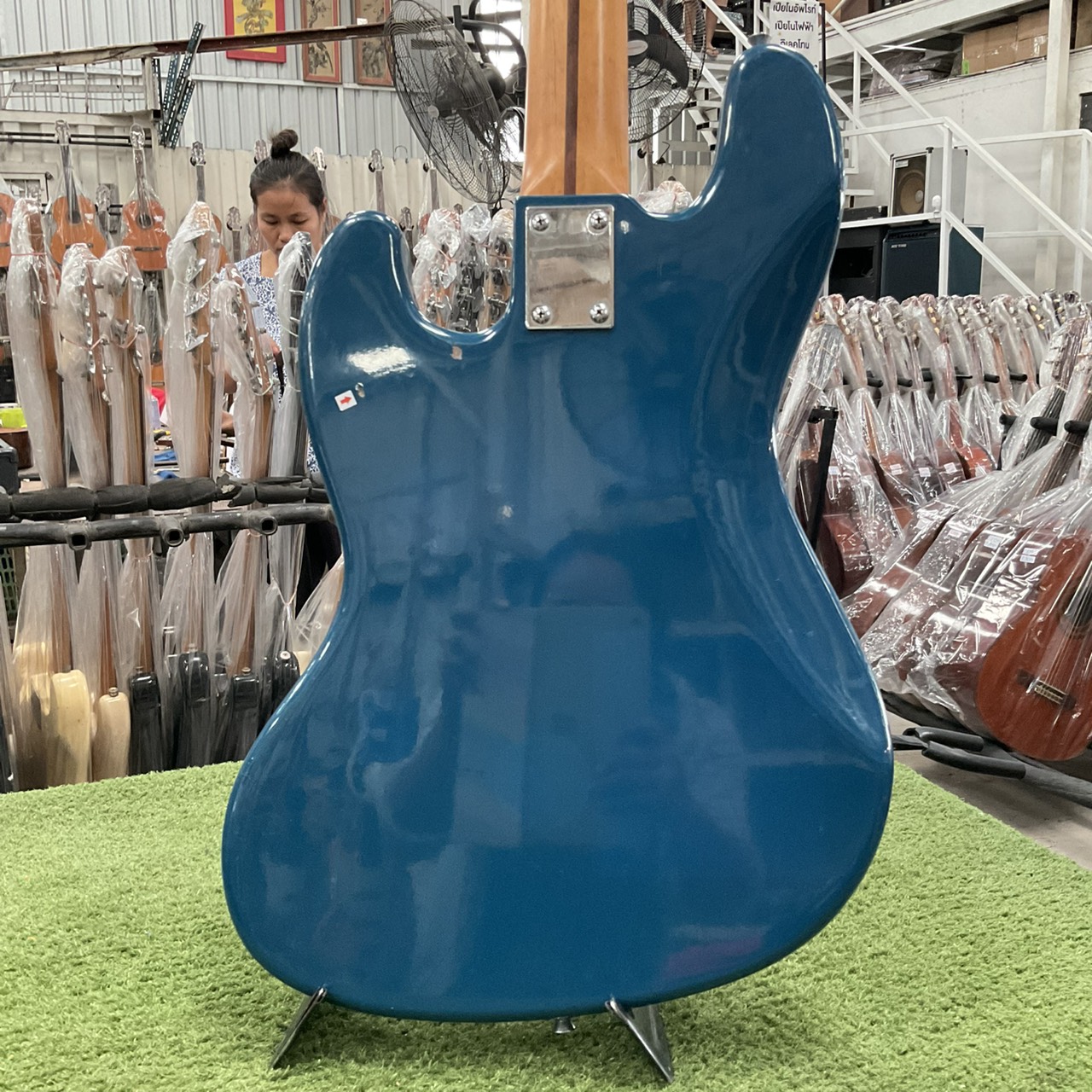 กีต้าร์เบส Flavor