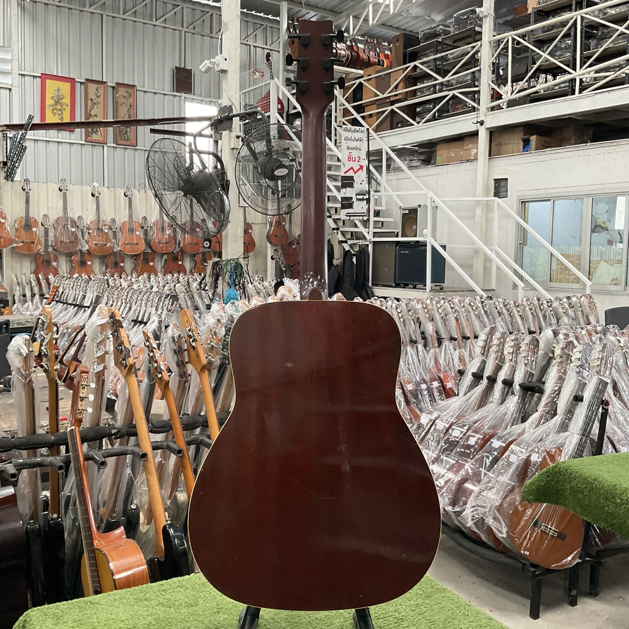 กีต้าร์โปร่ง YAMAHA : FG-200J