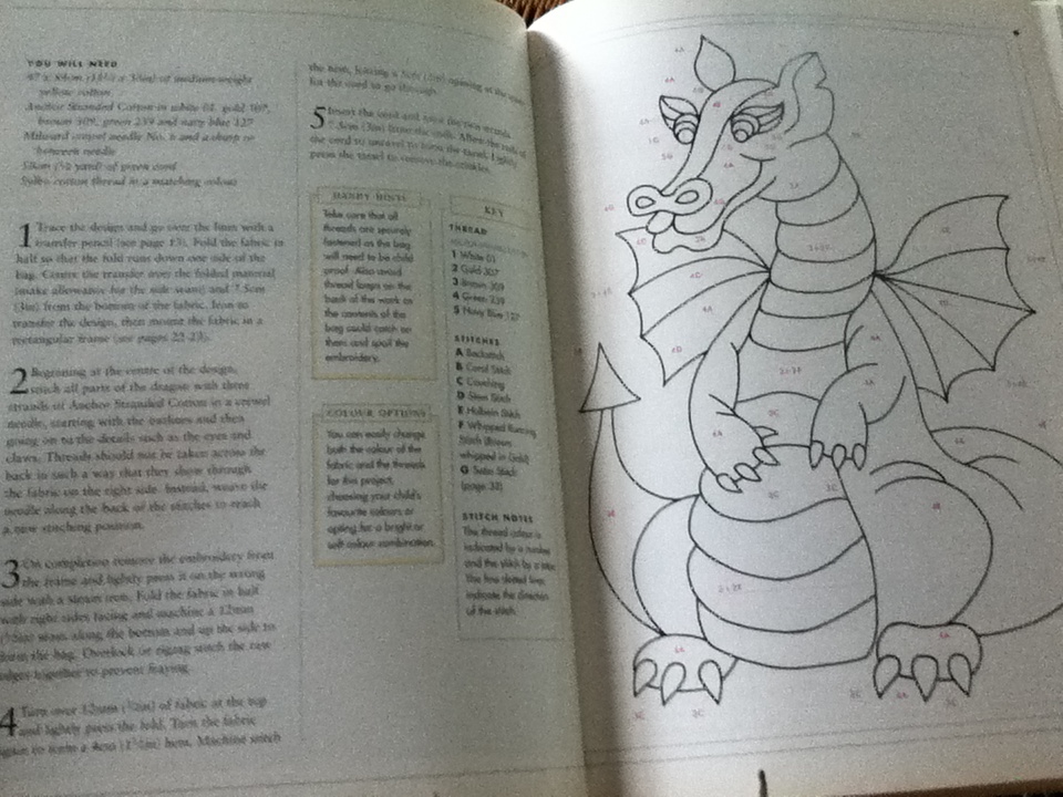 ANCHOR COMPLETE EMBROIDERY COURSE/ Christina Marsh