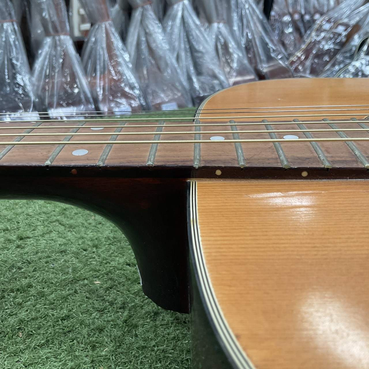 กีต้าร์โปร่ง KAMORI : W150