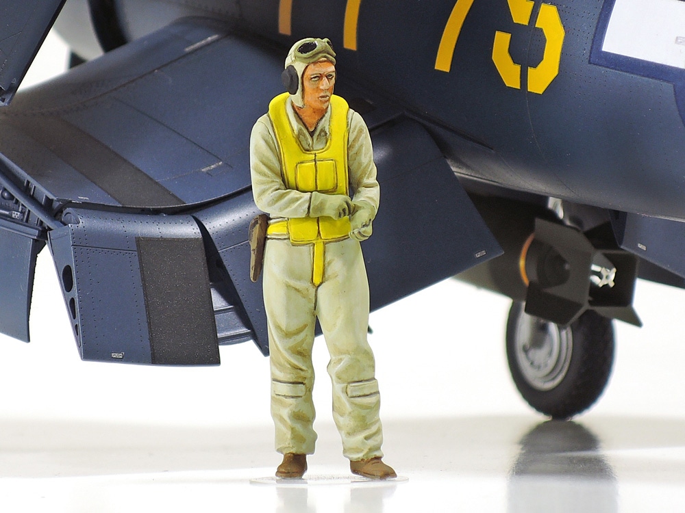 โมเดลเครื่องบิน Tamiya ขนาด 1/32 TA60327 Vought F4U-1D Corsair