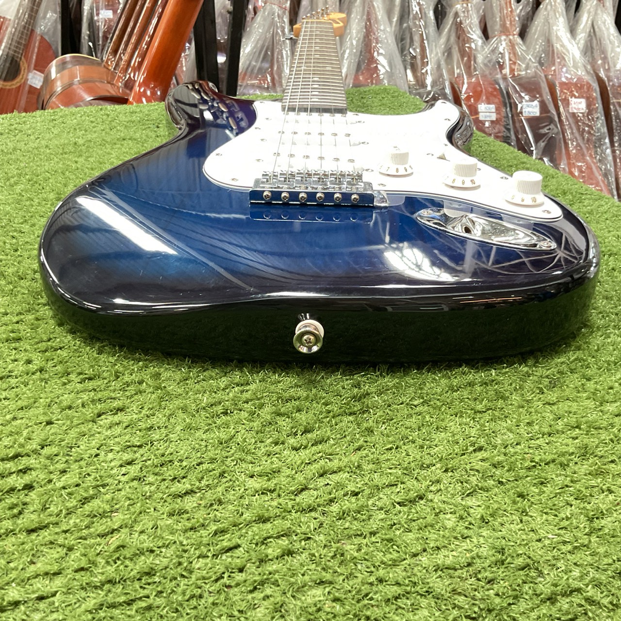 กีต้าร์ไฟฟ้า SELDER