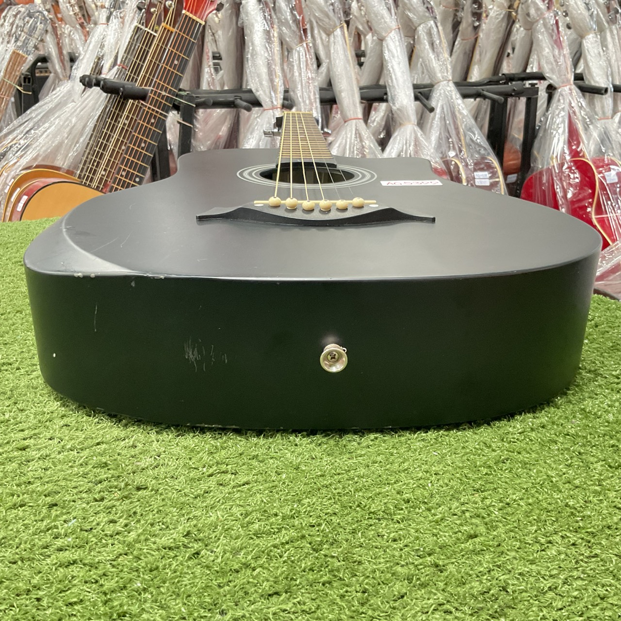 กีต้าร์โปร่ง Juicy : JCG-01S/BK