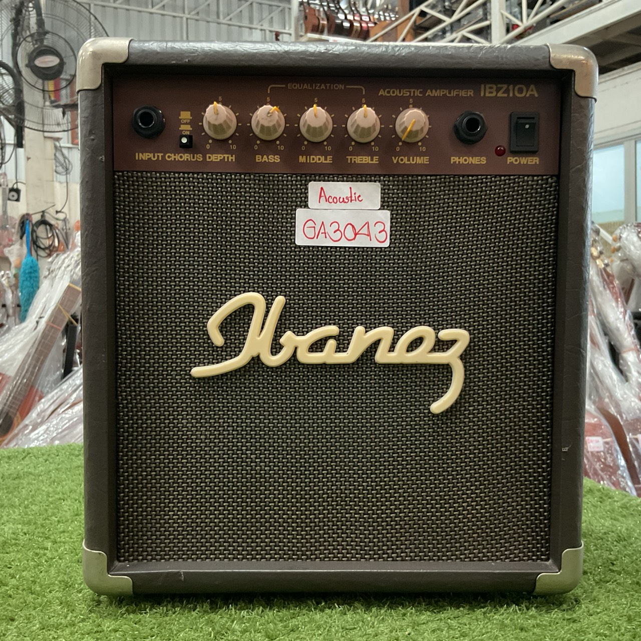 แอมป์กีต้าร์ Ibanez : IBZ10A (ACOUSTIC)