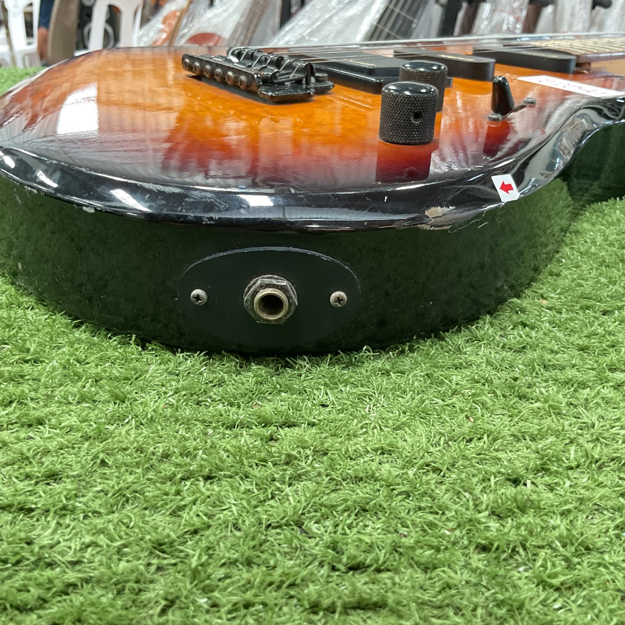 กีต้าร์ไฟฟ้า FERNANDES