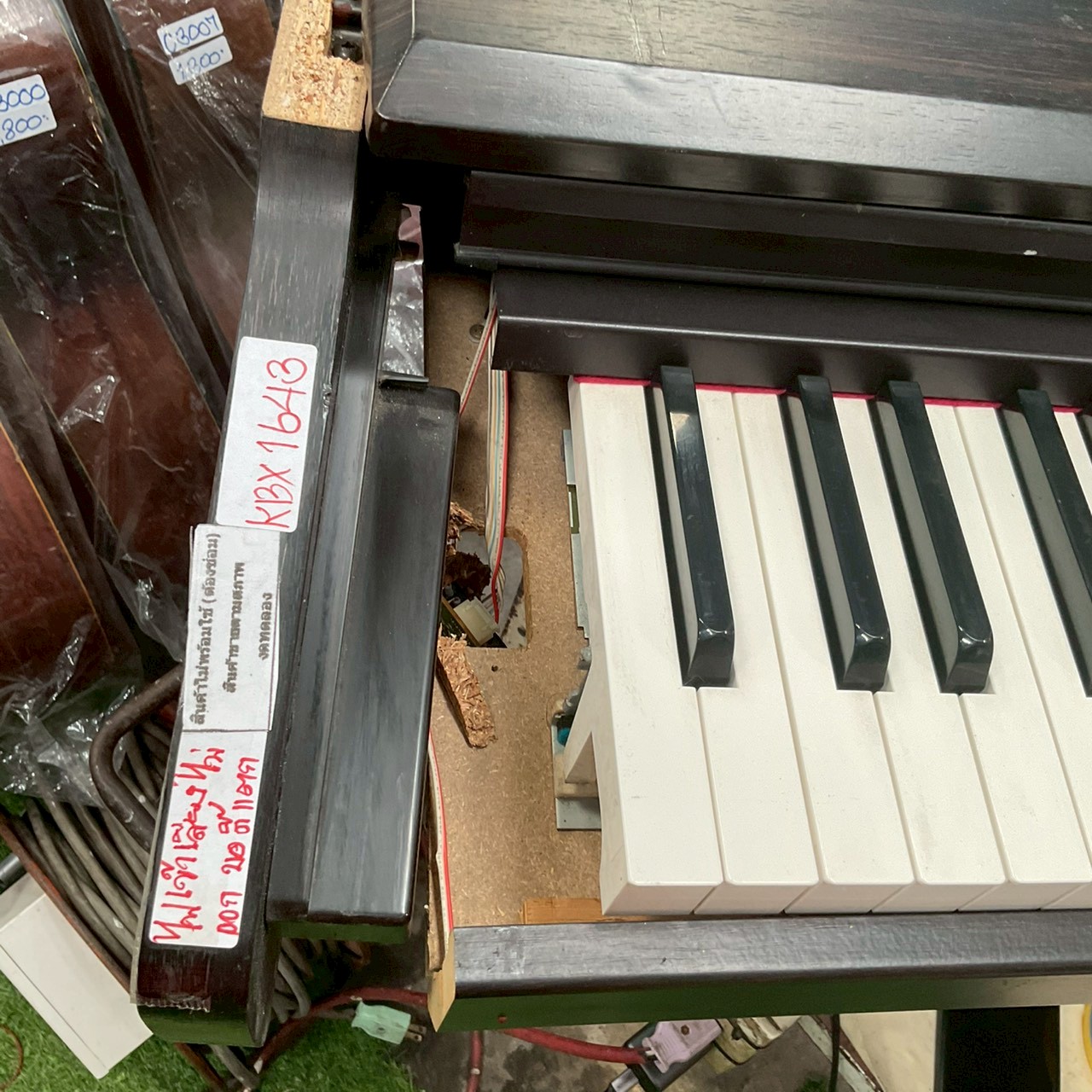 เปียโน COLUMBIA : EP-345 สินค้าไม่พร้อมใช้งาน (ต้องซ่อม)