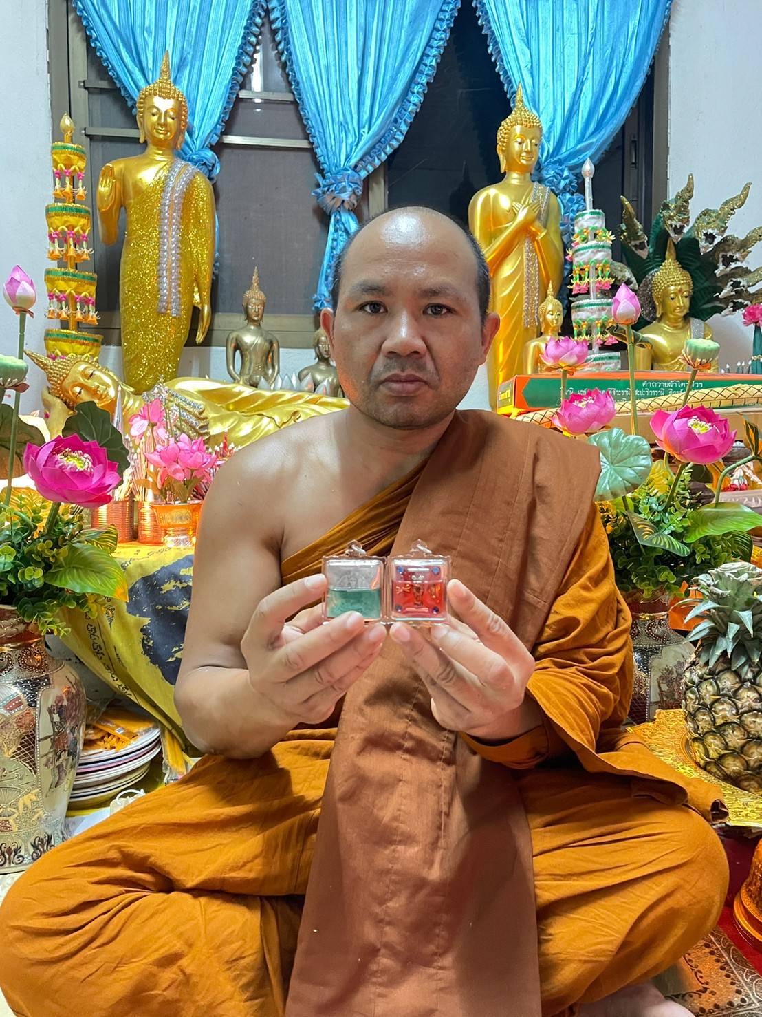 แม่เป๋อ (เลี่ยมน้ำมัน) Mae Pher (oil encased). SKU-01443