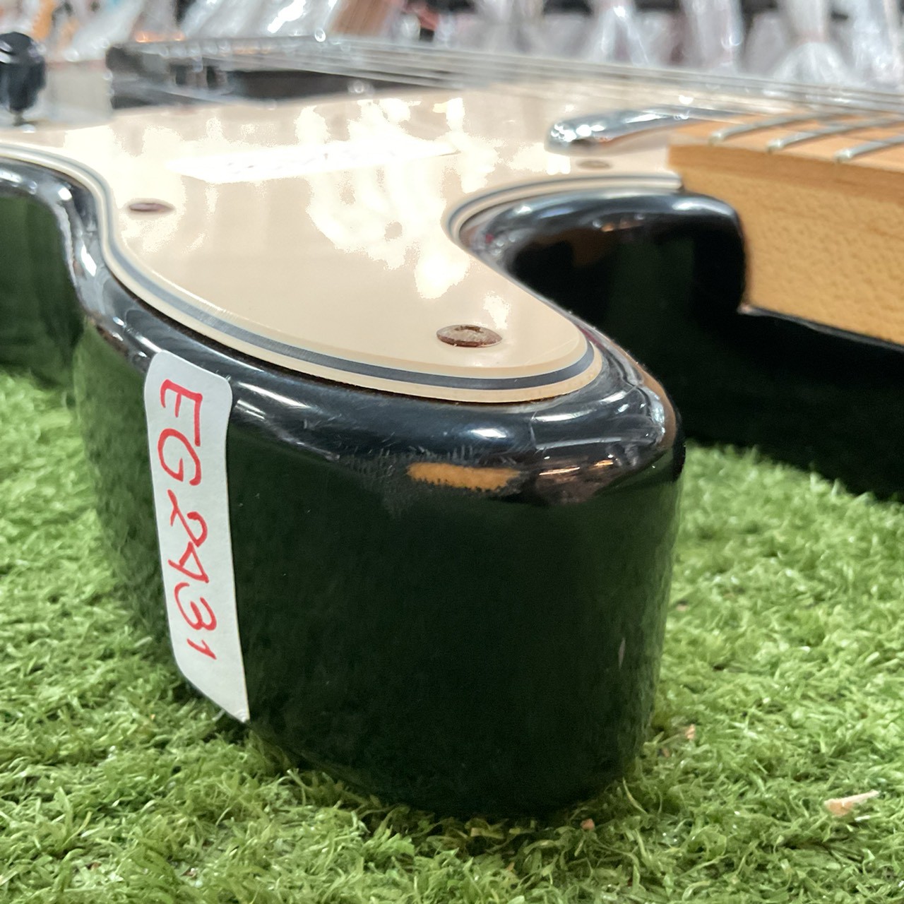 กีต้าร์ไฟฟ้า No Brand