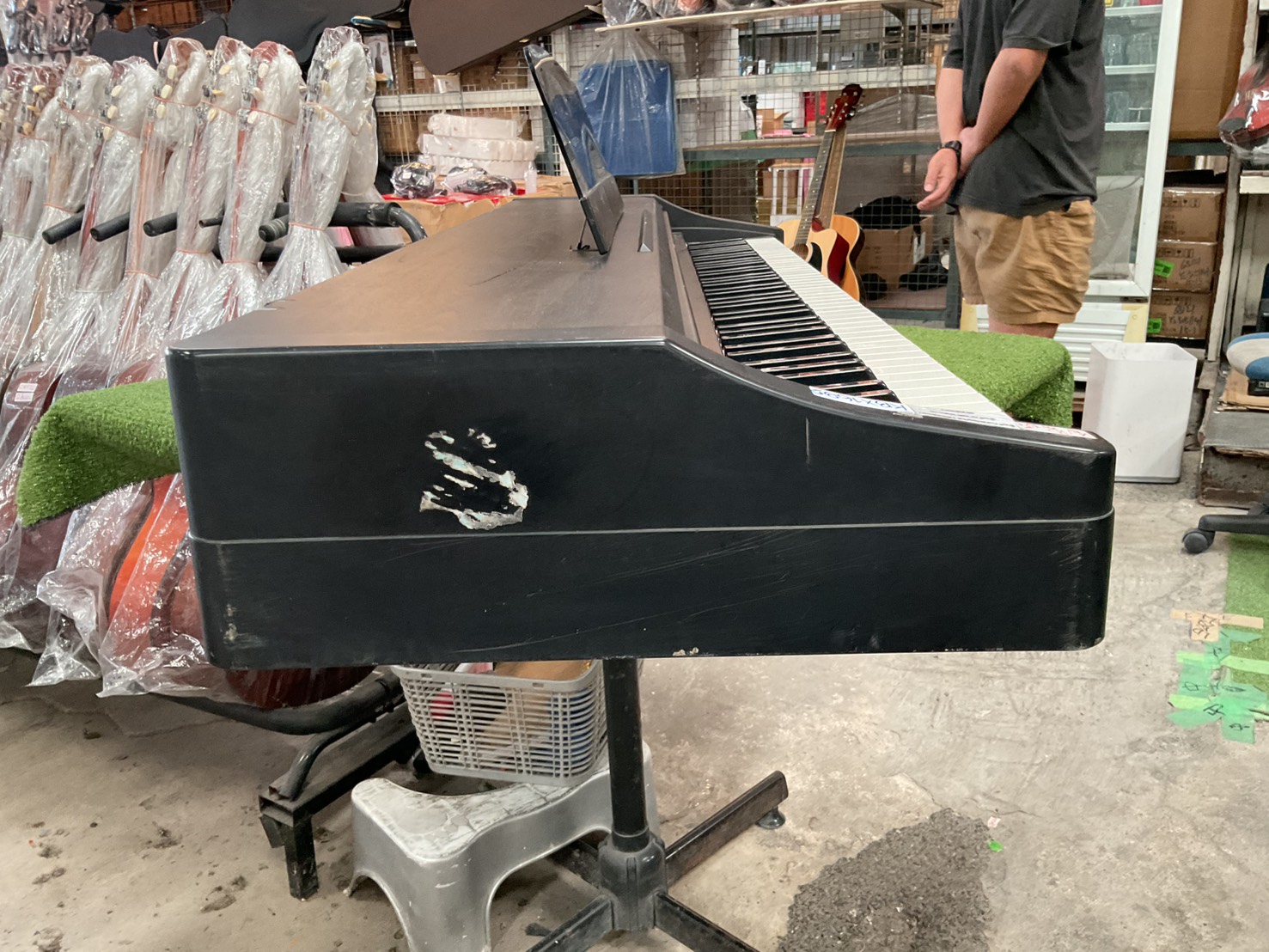 เปียโน KORG : C-25S สินค้าไม่พร้อมใช้งาน (ต้องซ่อม)