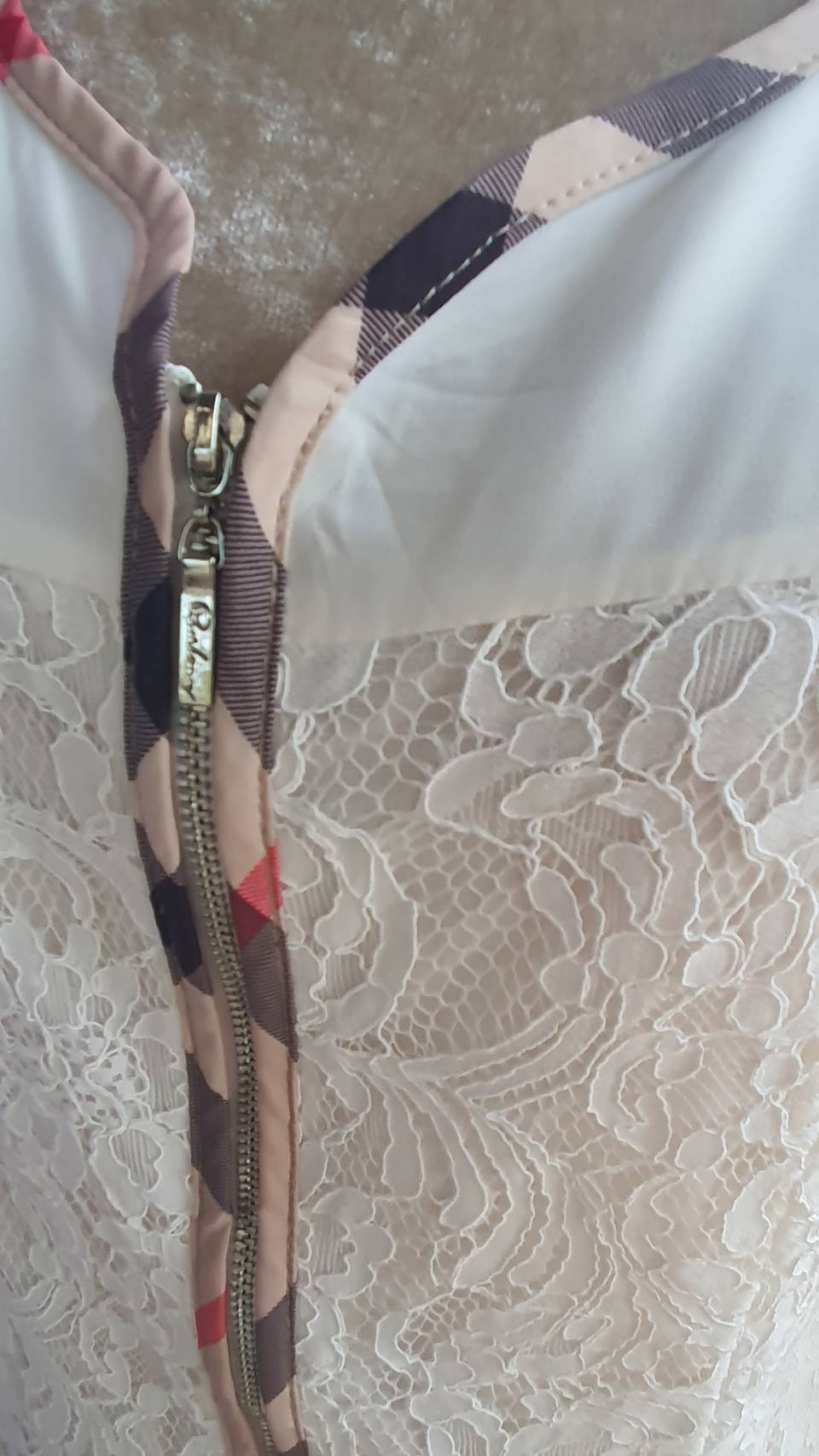 FF02896 เสื้อลูกไม้ สีขาว แบรนด์ BIDITIRRY made in italy อก 34-36 นิ้ว
