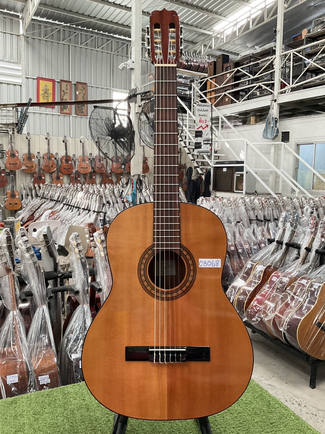 กีต้าร์คลาสสิค Takamine : JS441