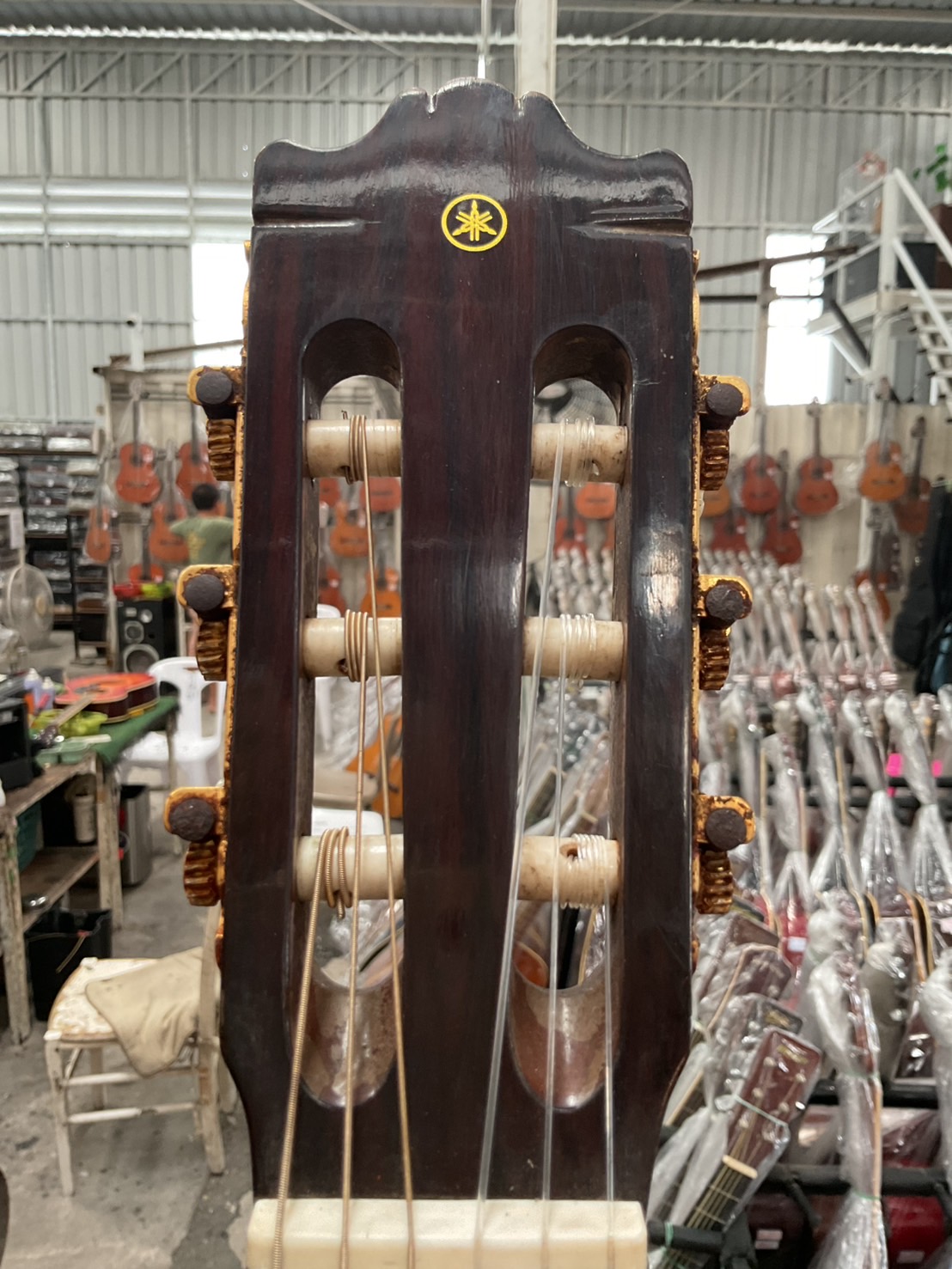 กีต้าร์คลาสสิค YAMAHA : C-200