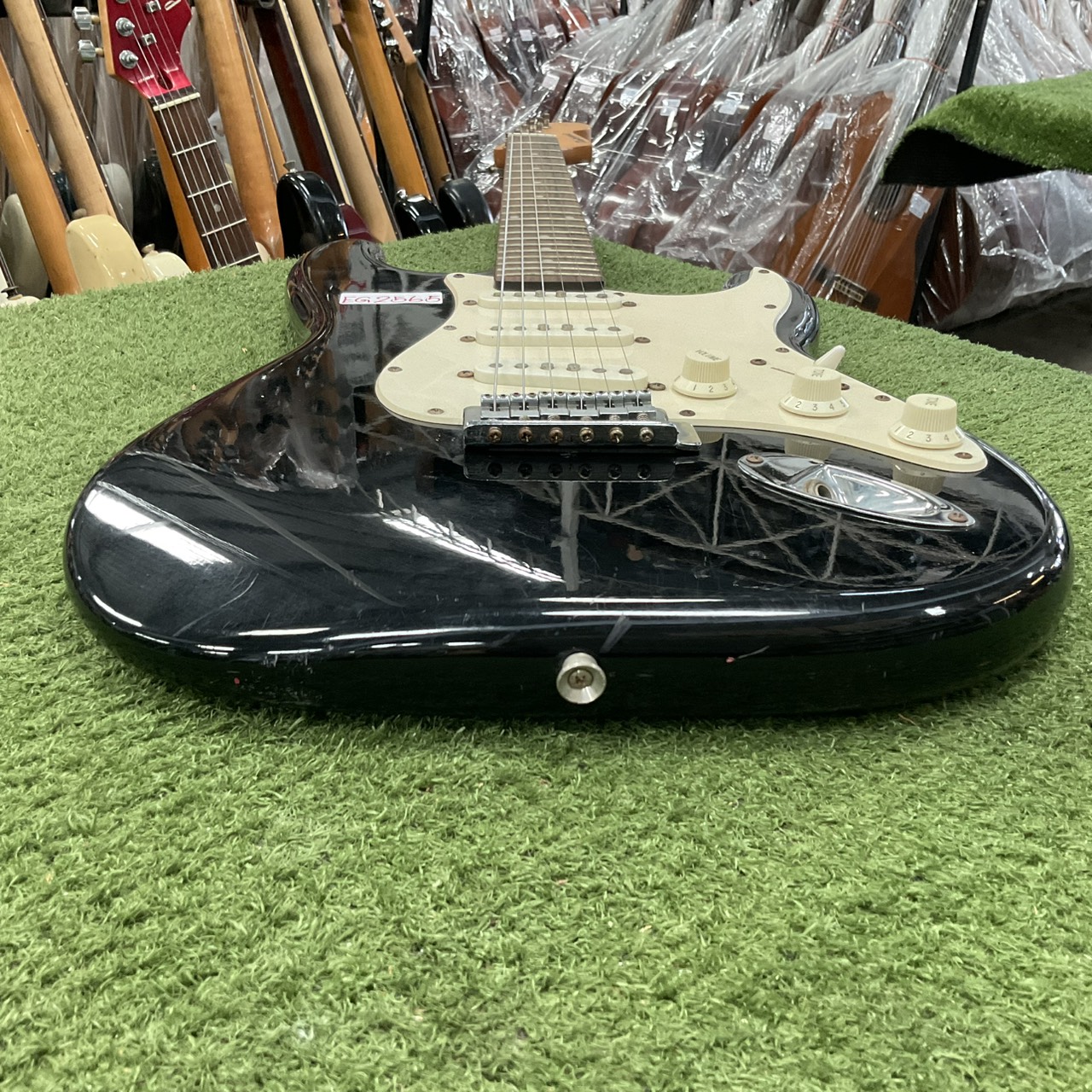 กีต้าร์ไฟฟ้า Photogenic