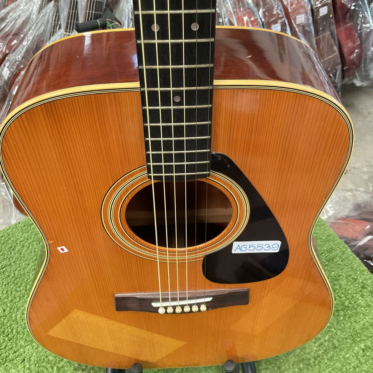 กีต้าร์โปร่ง YAMAHA : FG-151