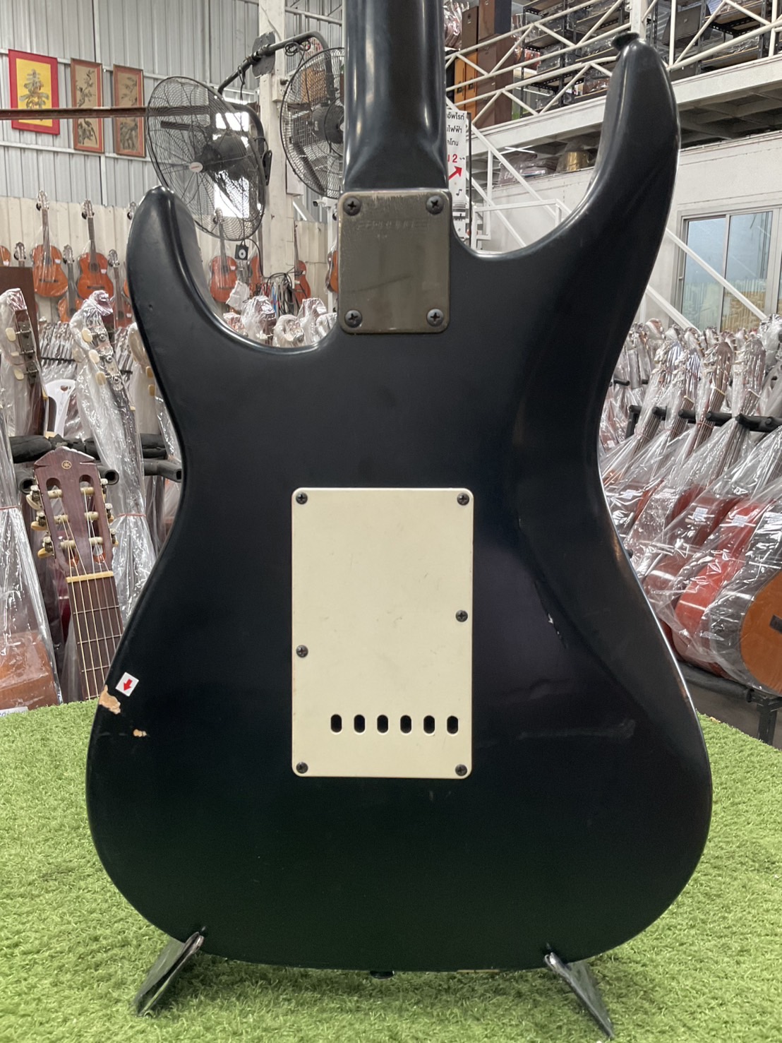 กีต้าร์ไฟฟ้า FERNANDES