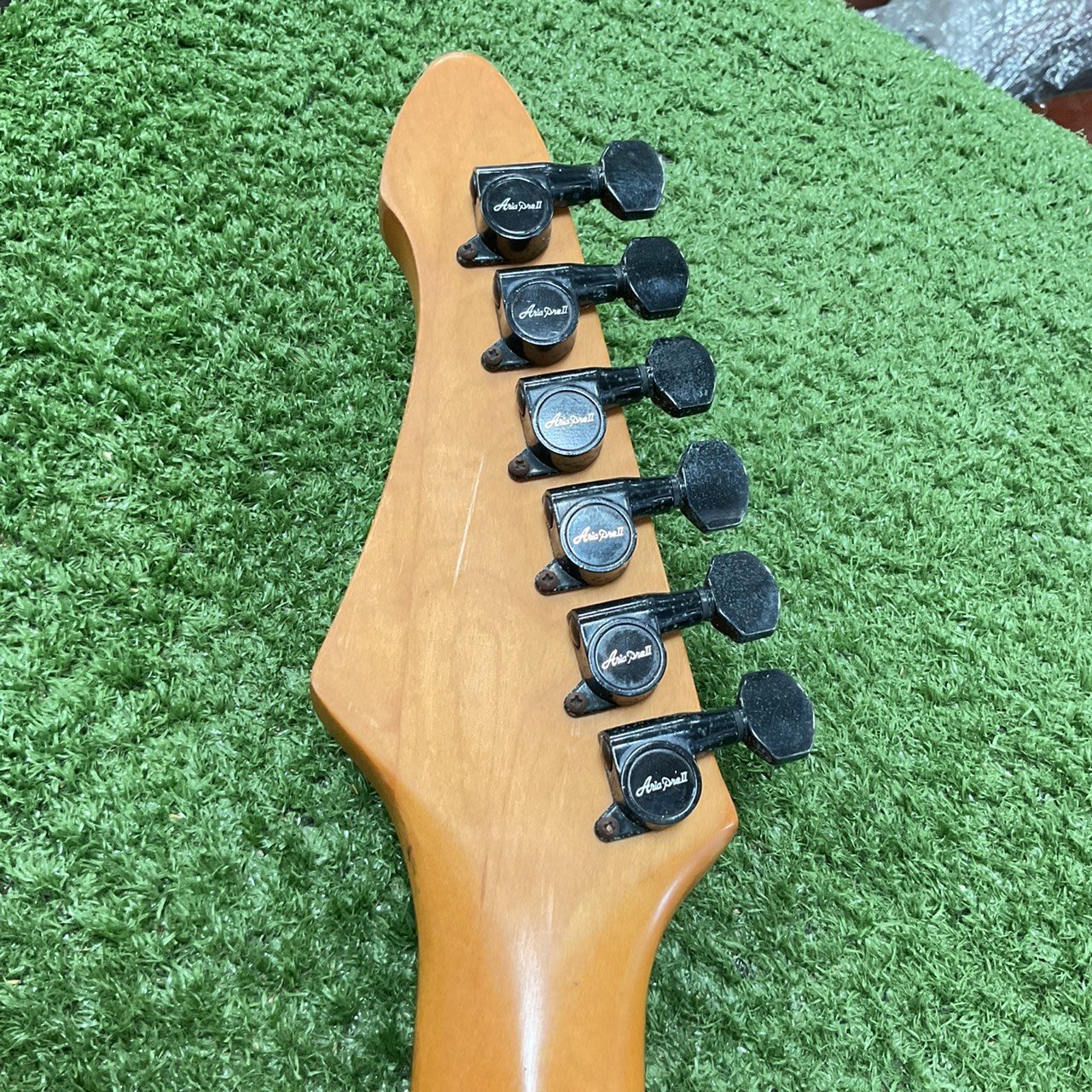 กีต้าร์ไฟฟ้า Aria Pro II