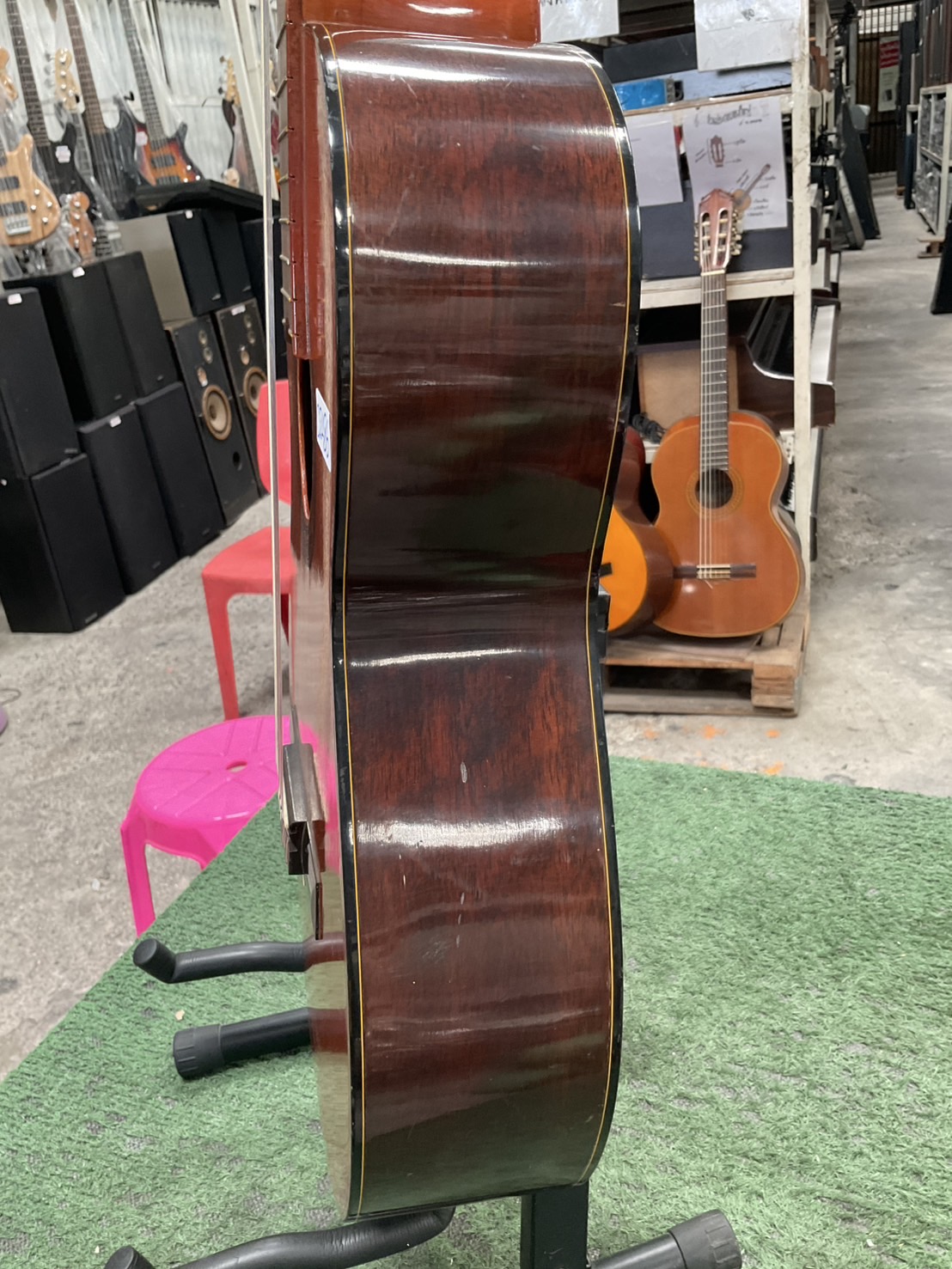 กีต้าร์คลาสสิค YAMAHA : G-70D