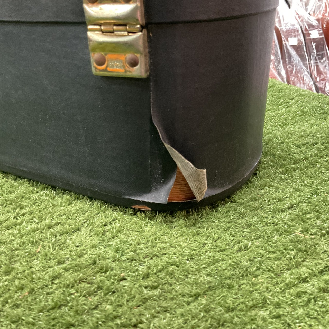 กล่องเคสกีต้าร์โปร่ง