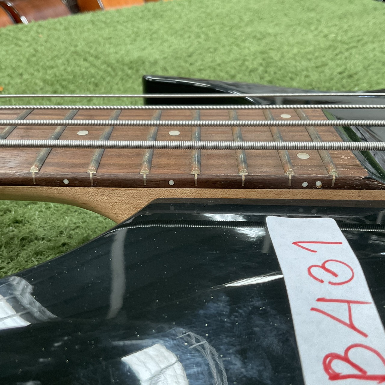 กีต้าร์เบส Aria Pro II