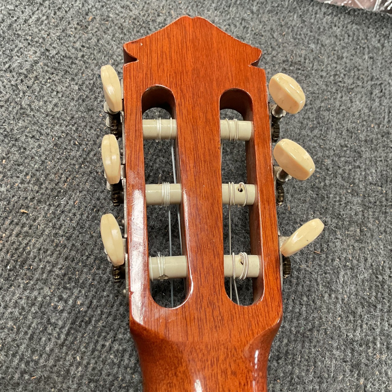 กีต้าร์คลาสสิค YAMAHA : G-70A