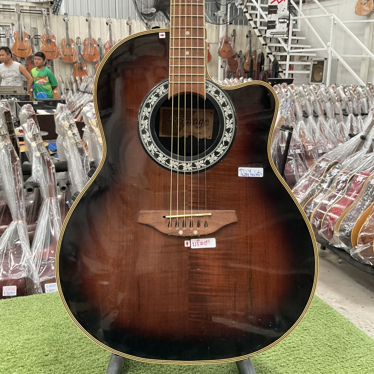 กีต้าร์โปร่งไฟฟ้า K-Garage : EA-400