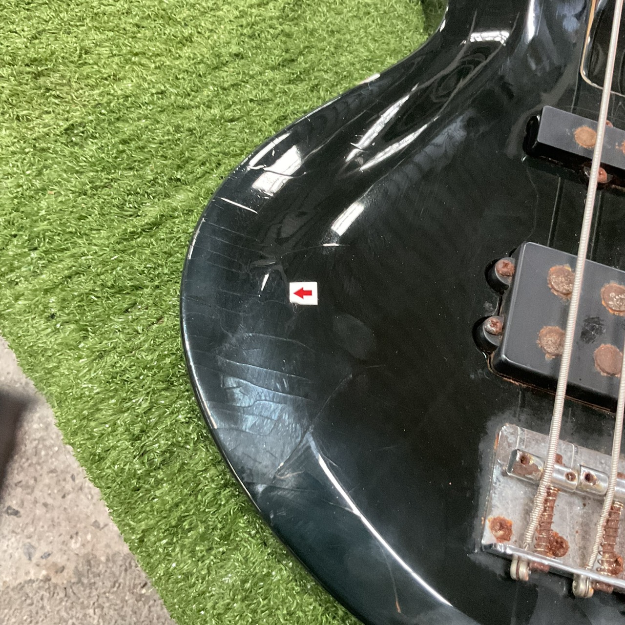 กีต้าร์เบส Aria Pro II