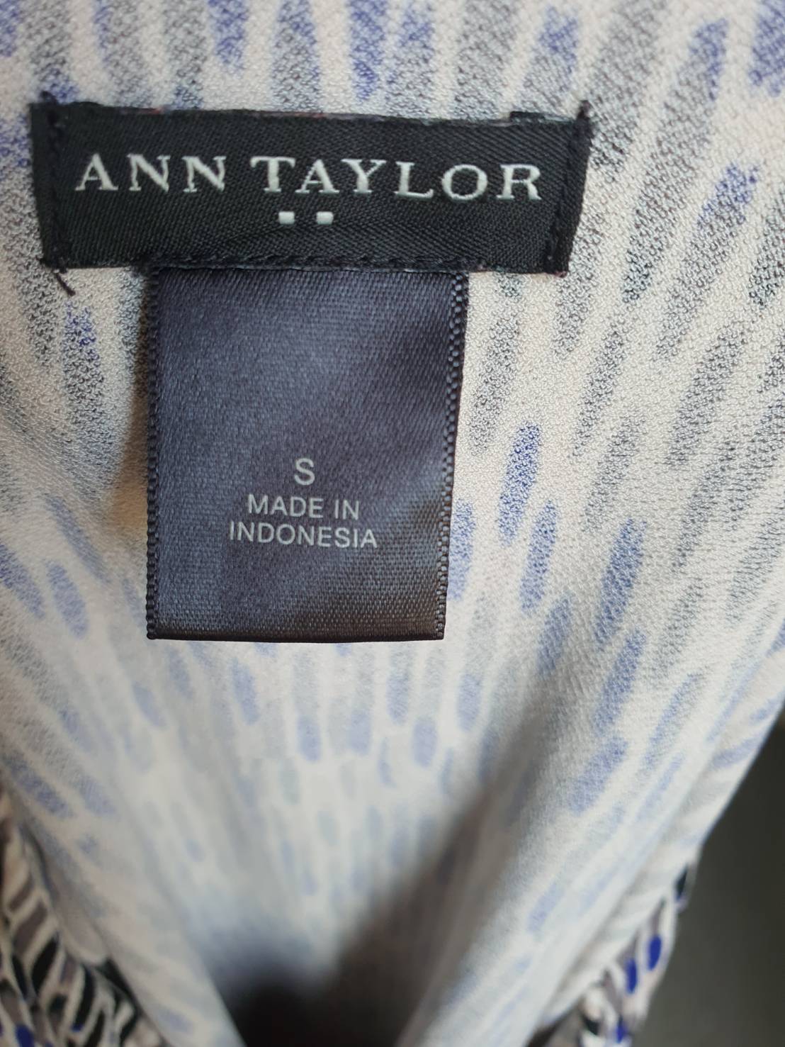 FF05359 เสื้อผ้ามือสอง แบรนด์เนม ANN TAYLOR อก 34-36 นิ้ว
