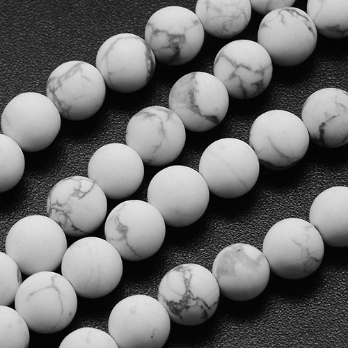 ฮาวไลท์ - Natural Howlite 8 มม. แบบด้าน (20 เม็ด)