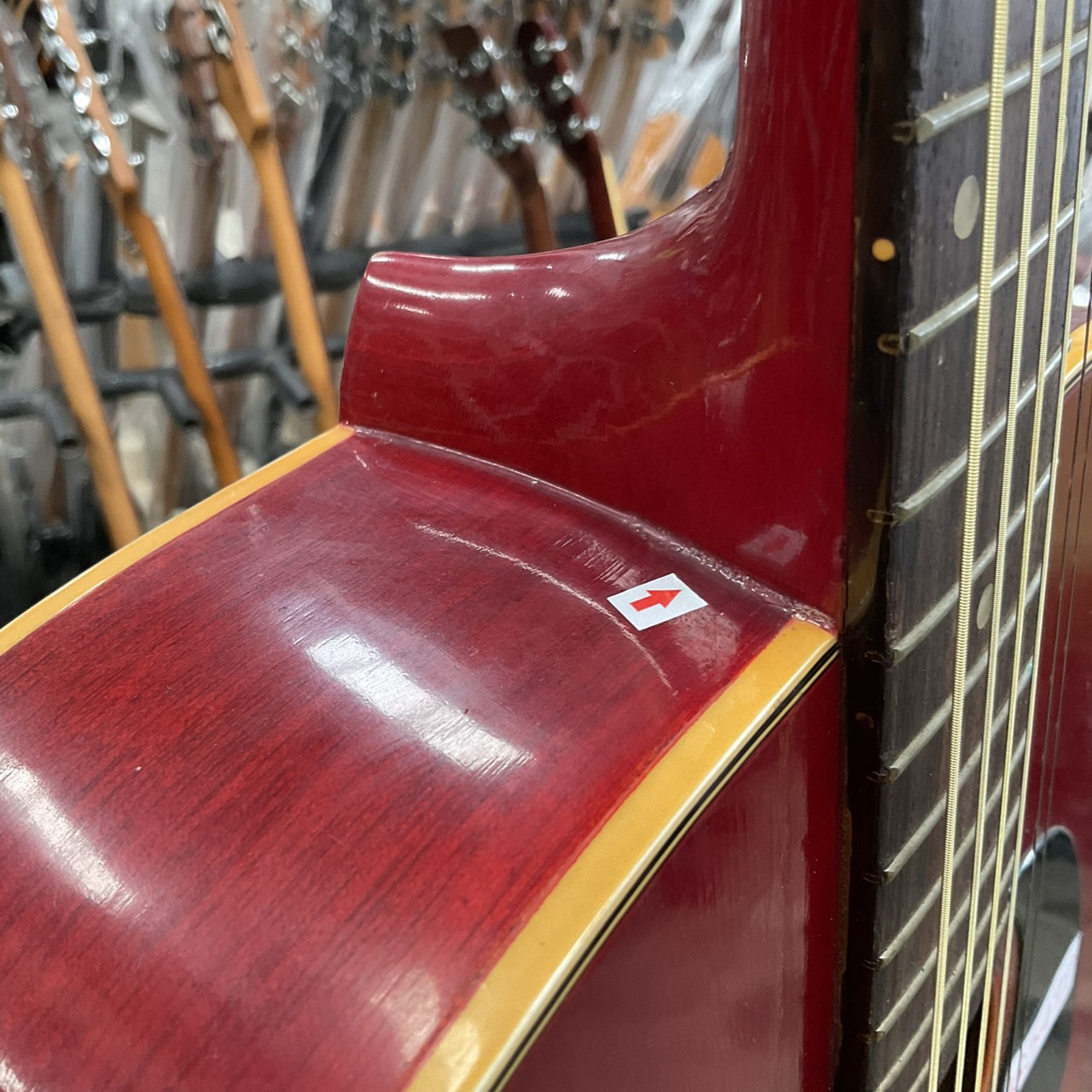 กีต้าร์โปร่ง Morales : MF150