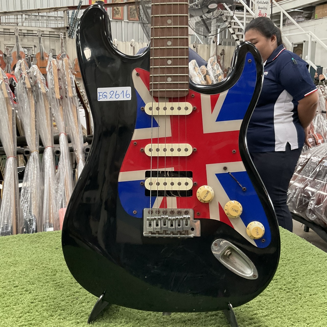 กีต้าร์ไฟฟ้า Photogenic : TRADITIONAL