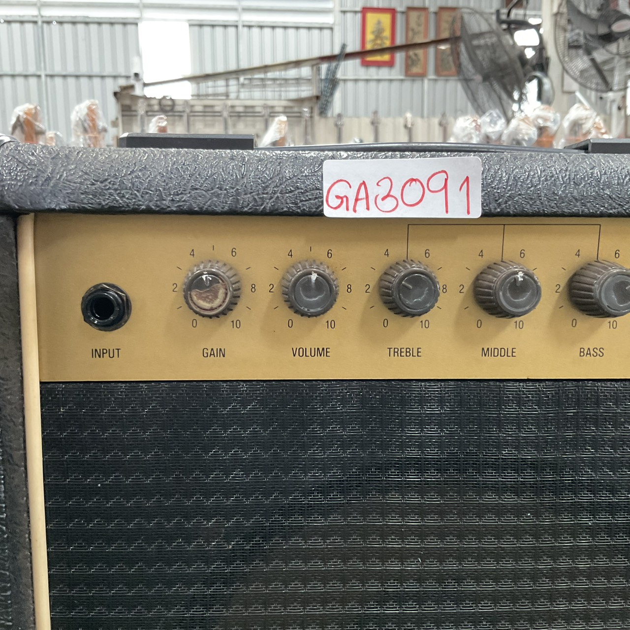 แอมป์กีต้าร์ WASHBURN : Live30