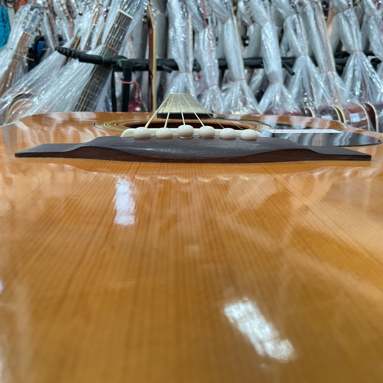 กีต้าร์โปร่ง YAMAHA : FG-151