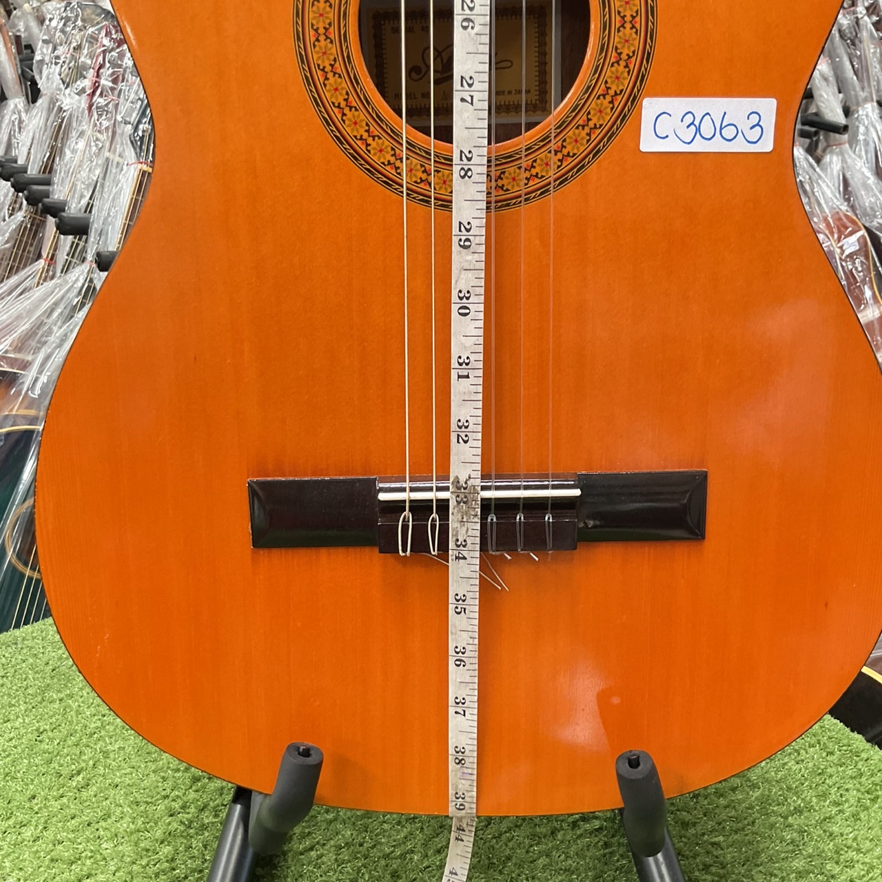 กีต้าร์คลาสสิค Aria : A 573