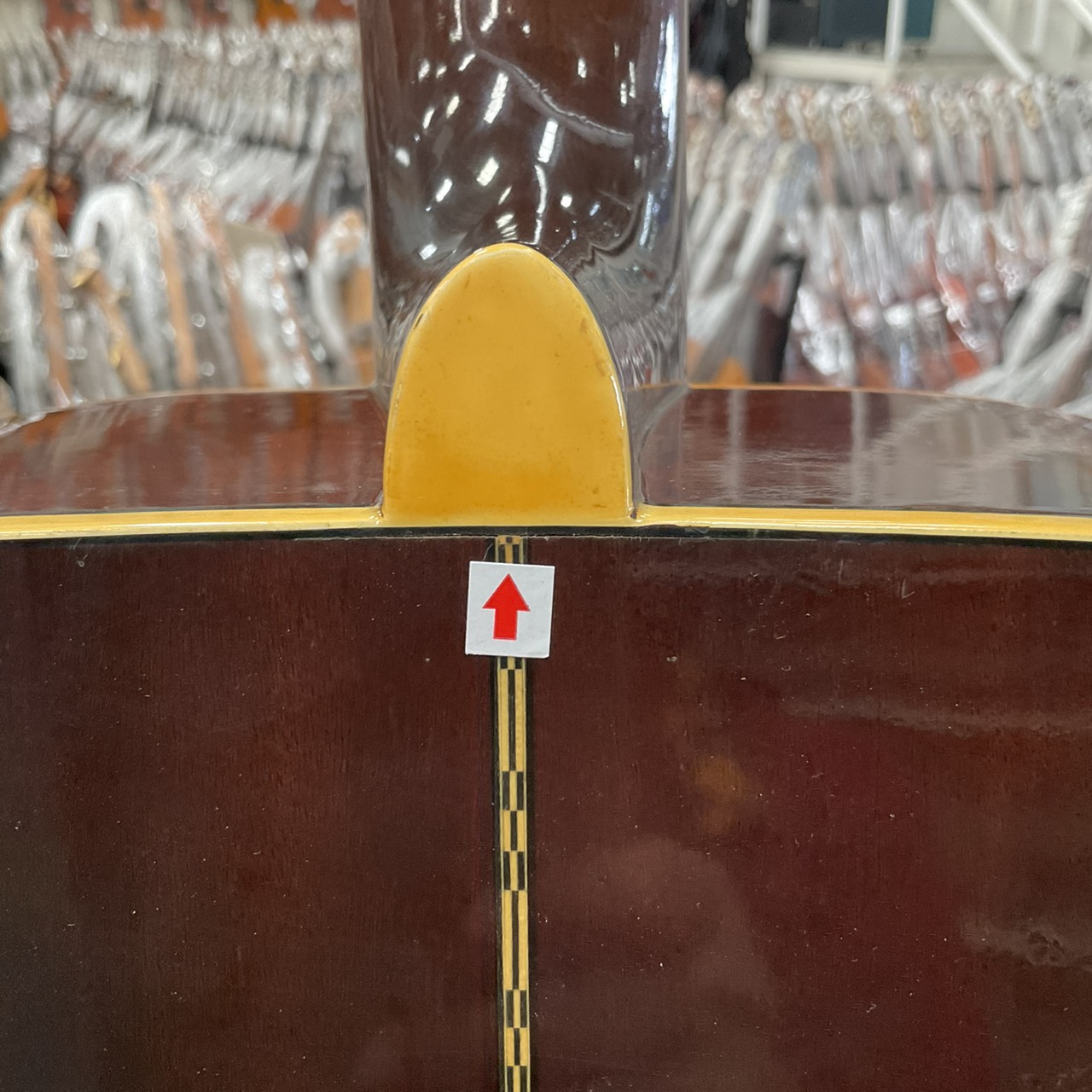 กีต้าร์โปร่ง YAMAHA : FG-151