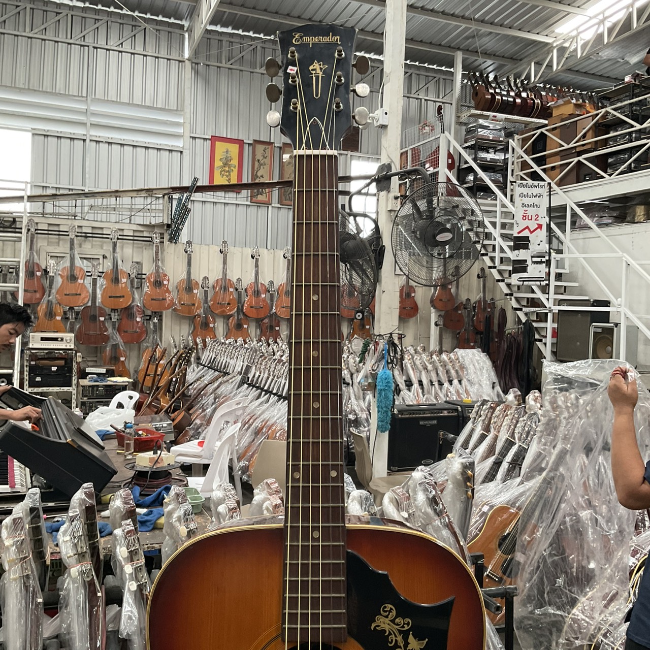 กีต้าร์โปร่ง Emperador : Metoro / F150