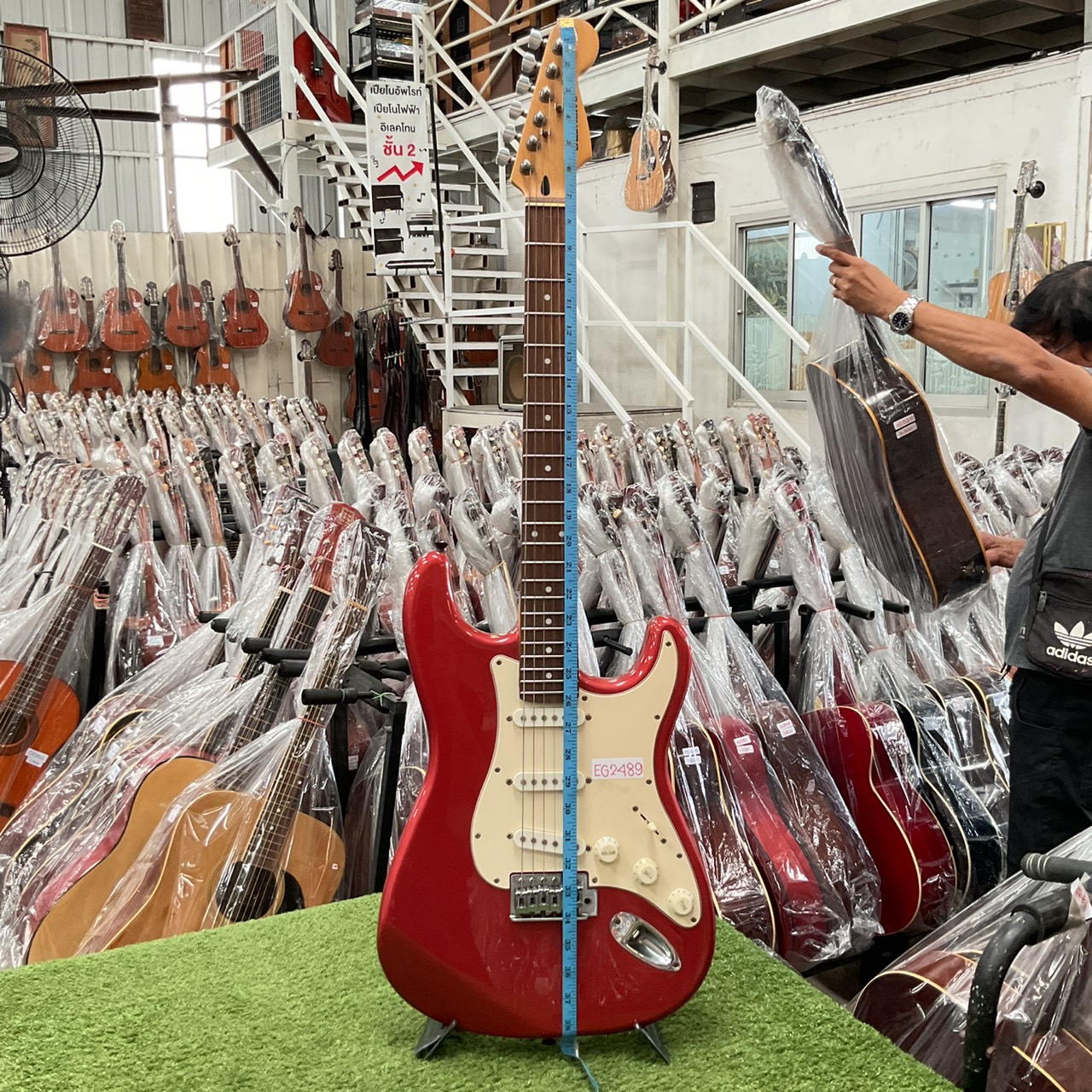 กีต้าร์ไฟฟ้า BUSKER'S