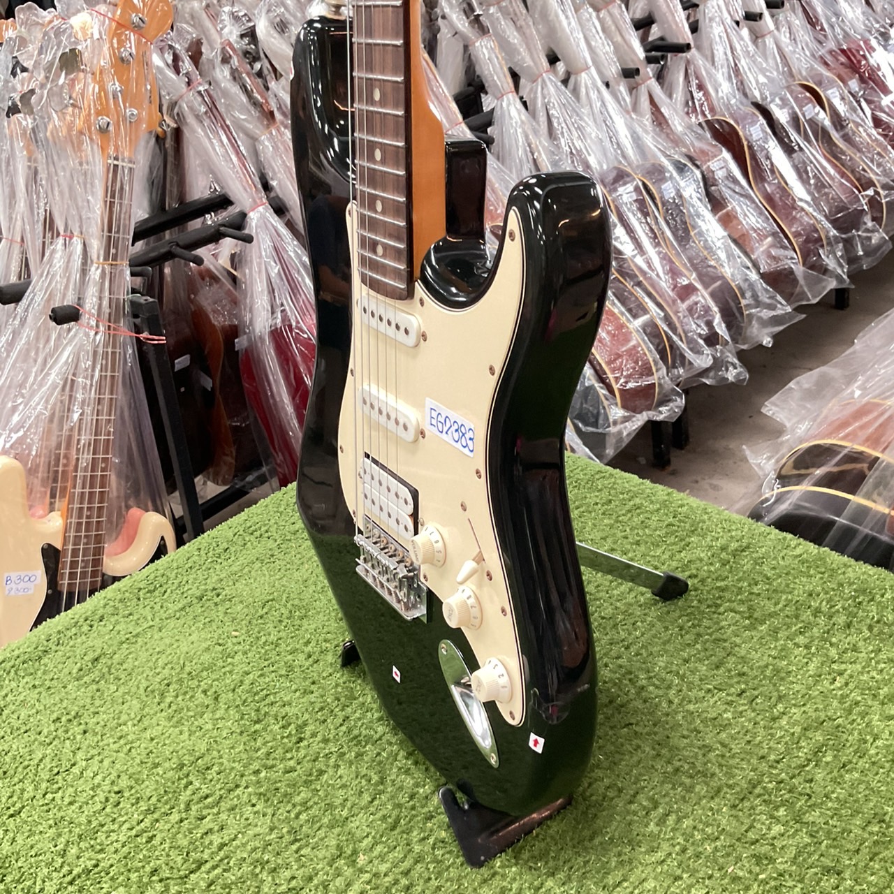 กีต้าร์ไฟฟ้า BUSKER'S