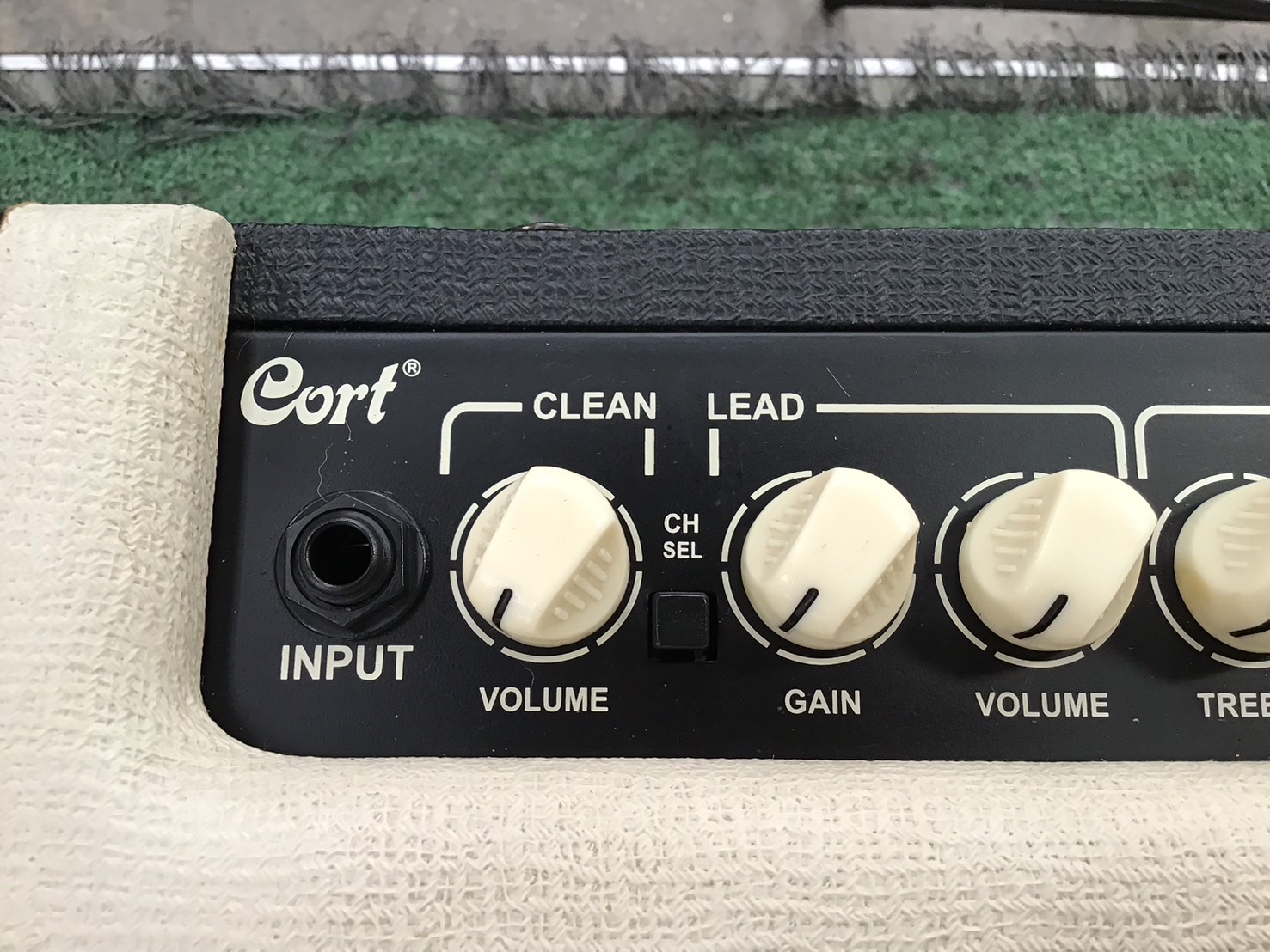 แอมป์กีต้าร์ Cort : CM15G