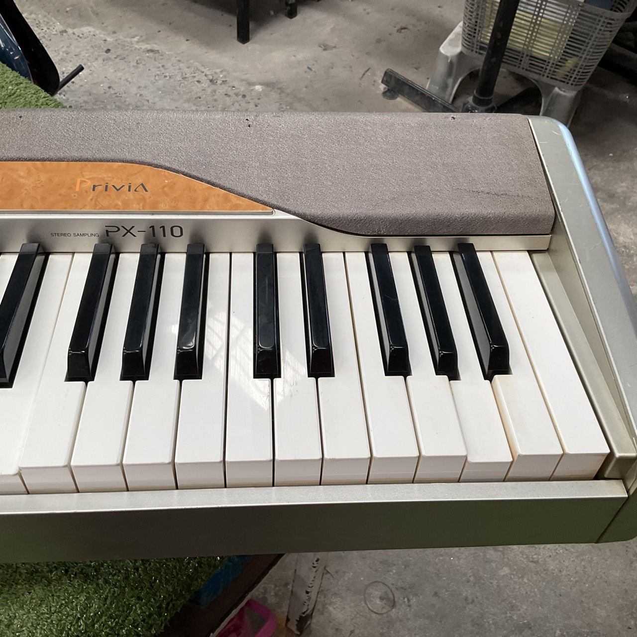 เปียโน CASIO : PX-110 สินค้าไม่พร้อมใช้งาน (ต้องซ่อม)