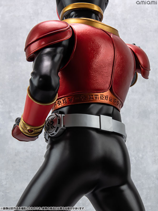 [Exclusive Sale] Ultimate Article Kamen Rider Kuuga (Mighty Form) Complete Figure(Pre-order)(Single Shipment)
