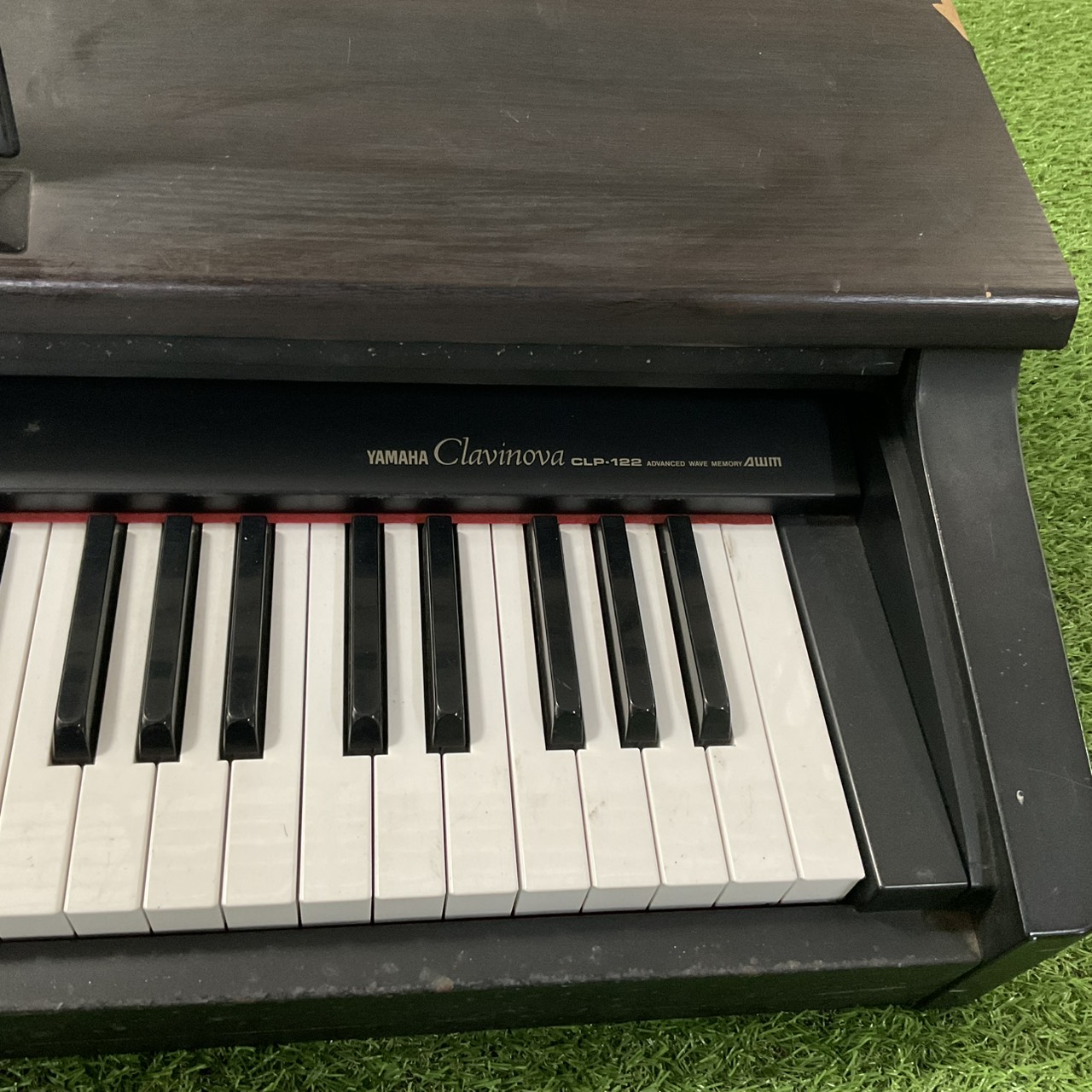 เปียโน YAMAHA : Clavinova CLP-122