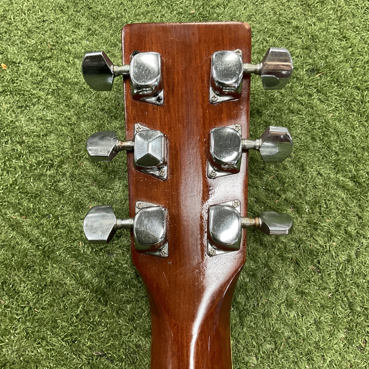 กีต้าร์โปร่ง Yamaki