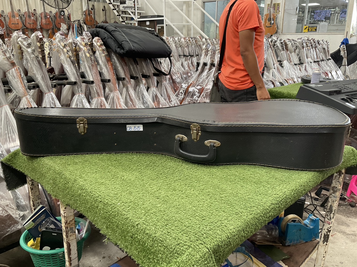 กล่องเคสกีต้าร์คลาสสิค