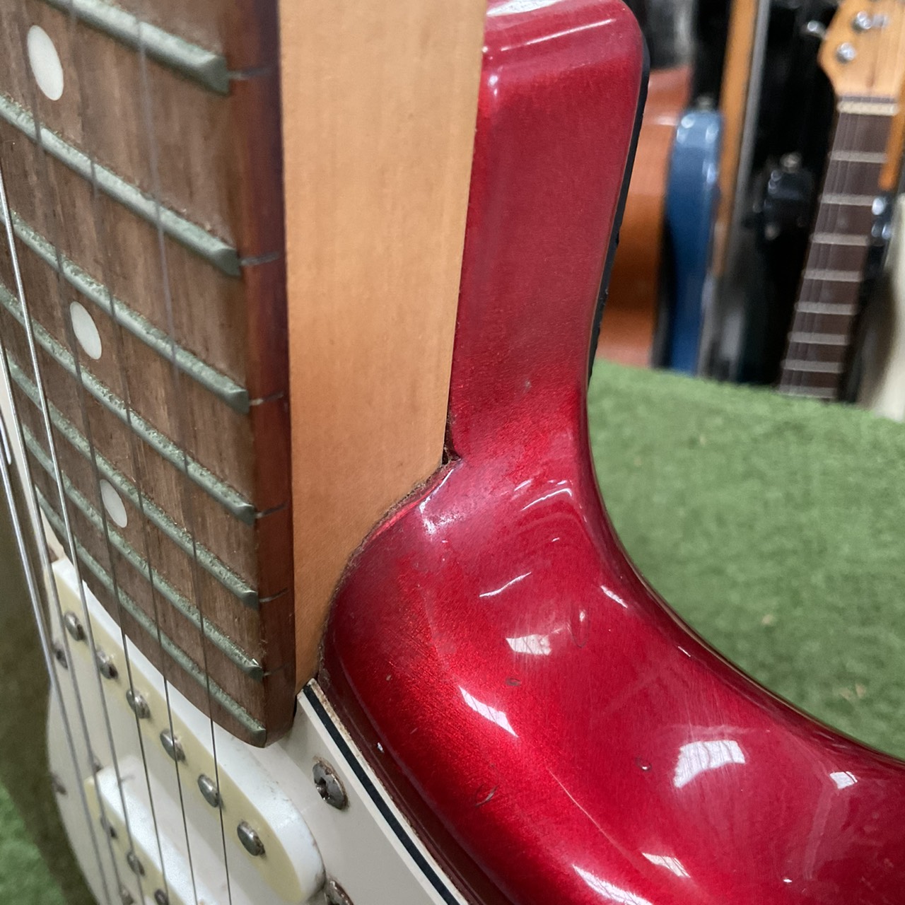 กีต้าร์ไฟฟ้า SELDER