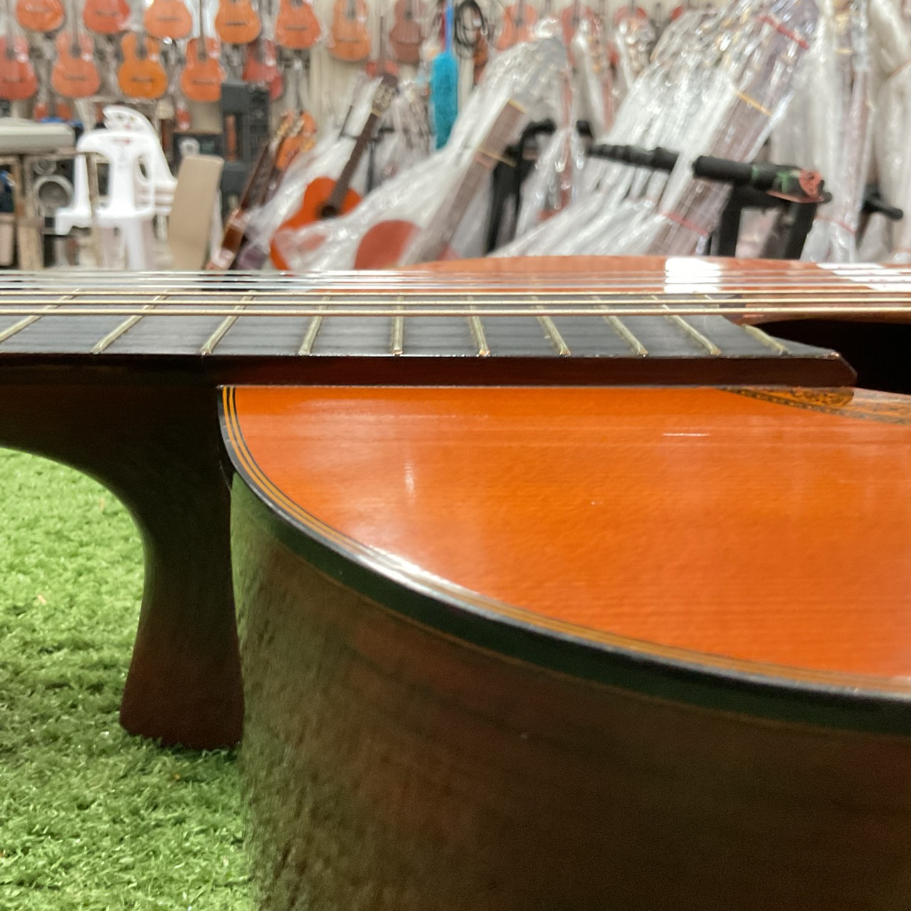 กีต้าร์คลาสสิค YAMAHA : C-180