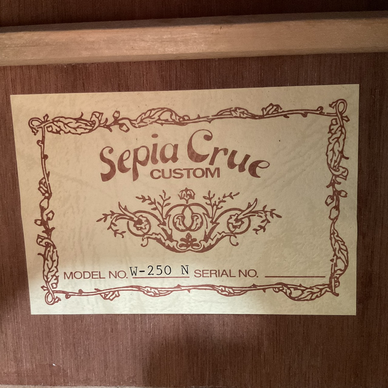 กีต้าร์โปร่ง Sepia Crue : W-250 N