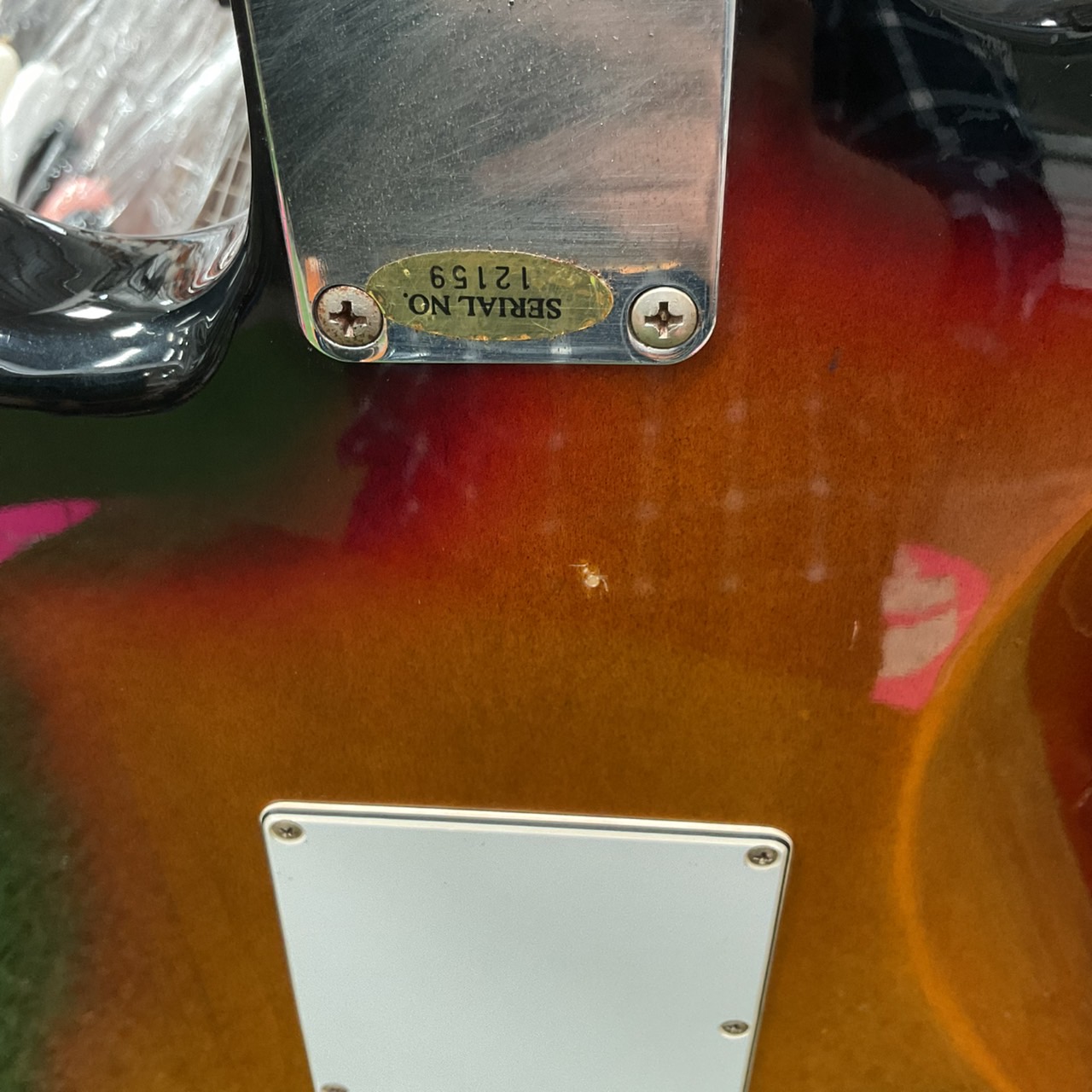 กีต้าร์ไฟฟ้า SOLFEGE