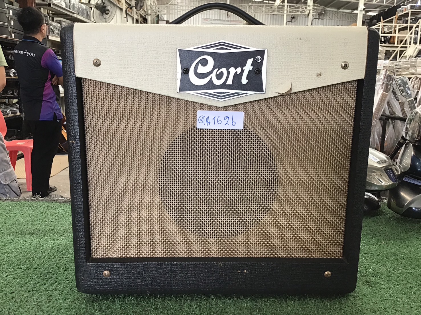 แอมป์กีต้าร์ Cort : CM15G