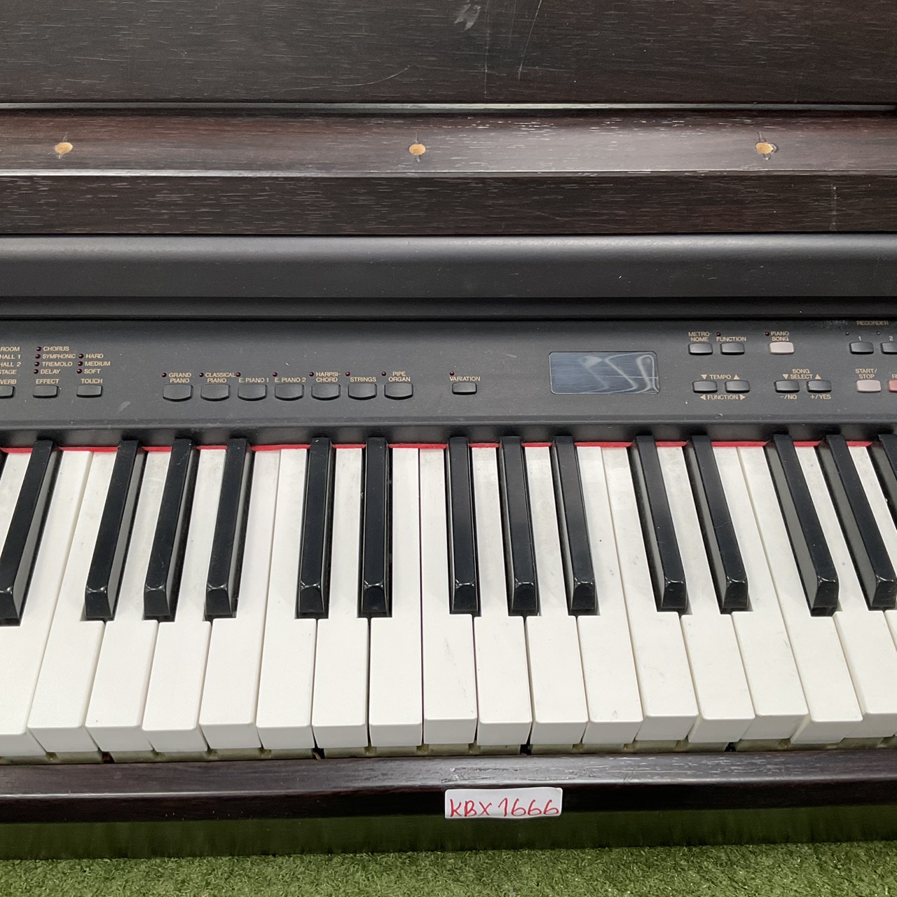 เปียโน YAMAHA : CP-840 สินค้าไม่พร้อมใช้งาน (ต้องซ่อม)