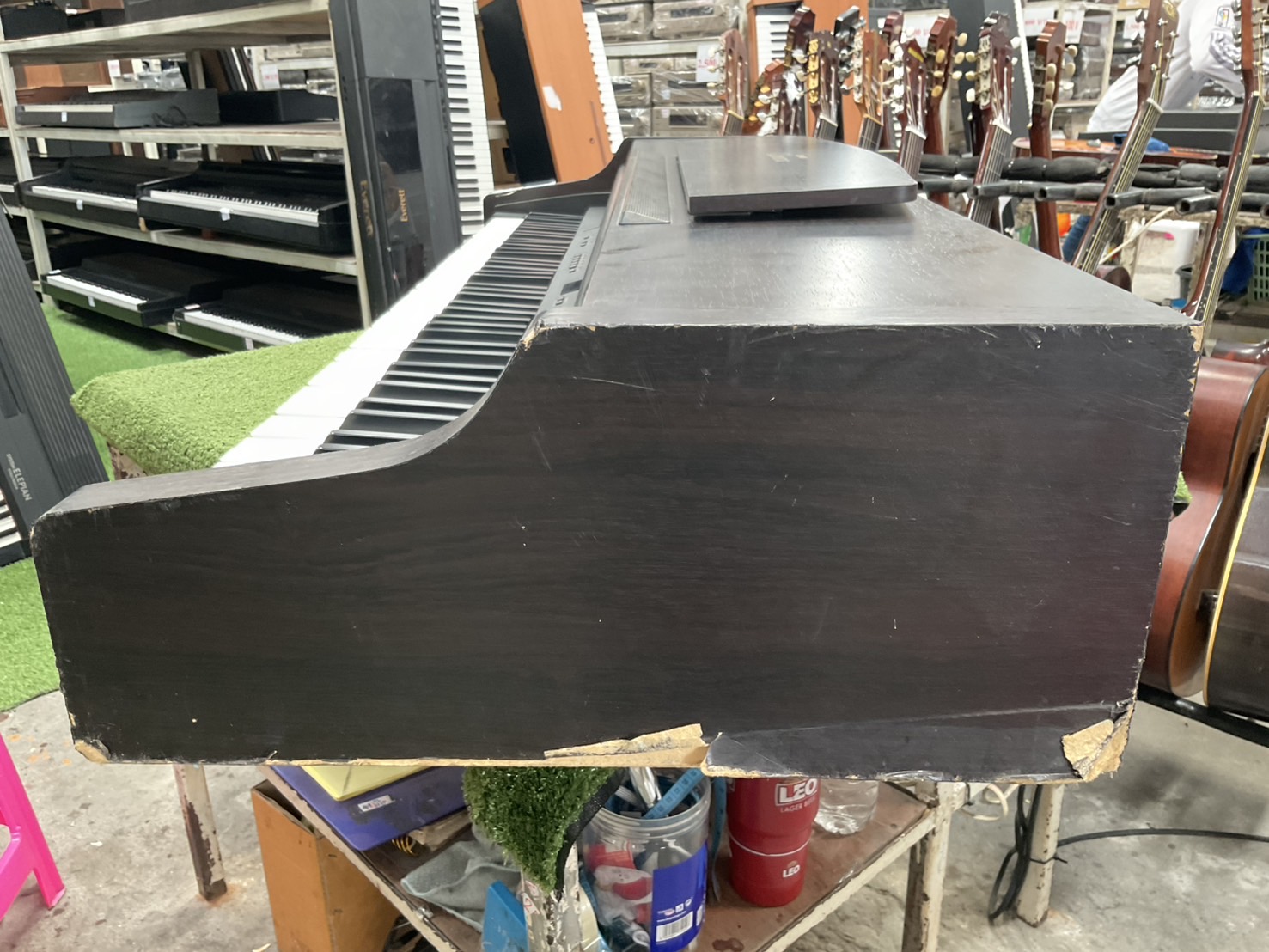เปียโน YAMAHA : CLP-820 สินค้าไม่พร้อมใช้งาน (ต้องซ่อม)